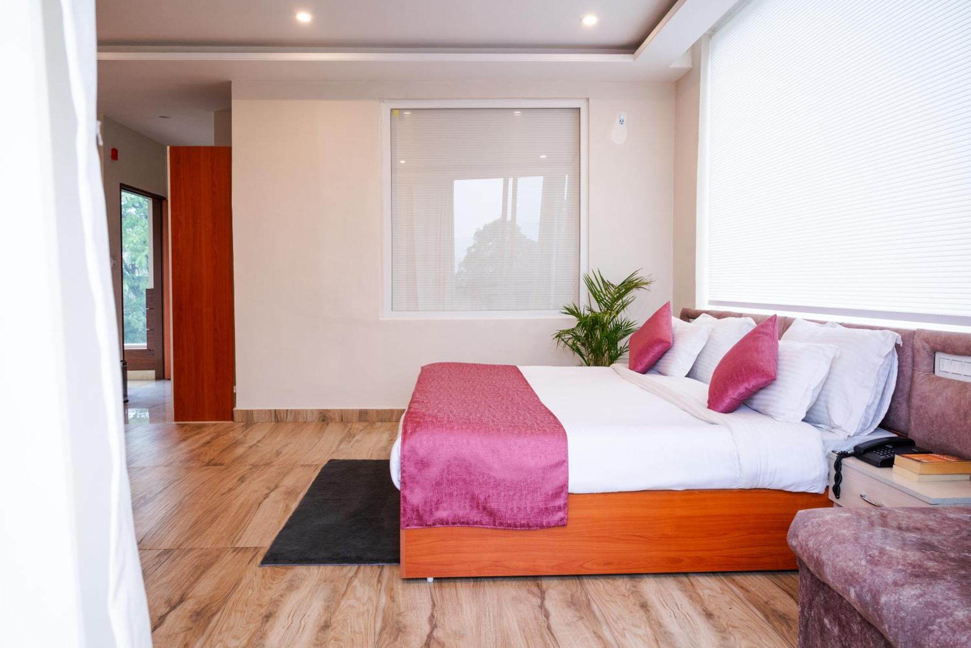 Hotel Sagar Residency - Best Mountain View Hotel In Pālampur Exterior foto
